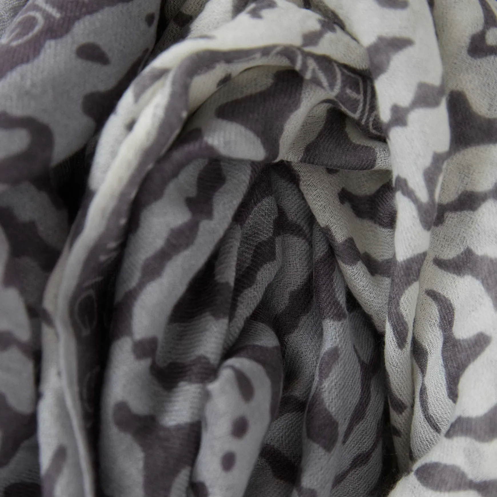 Cashmere Super Airy Scarf Dip Dye Eyes of Marrakesh